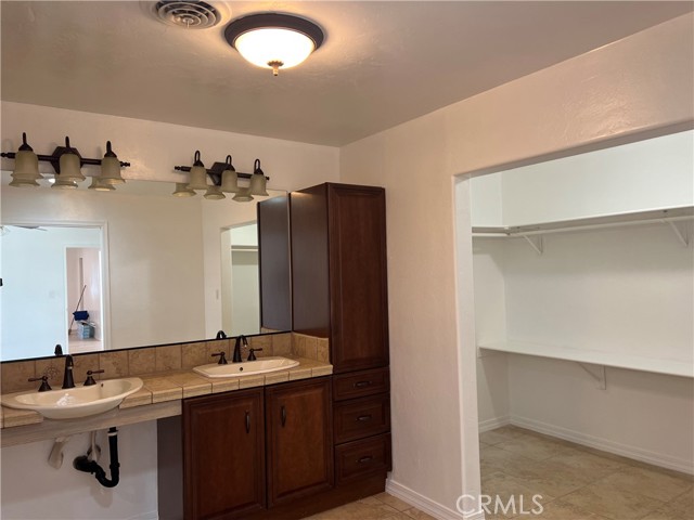 Detail Gallery Image 25 of 32 For 2425 Florence Bld, Blythe,  CA 92225 - 4 Beds | 3 Baths
