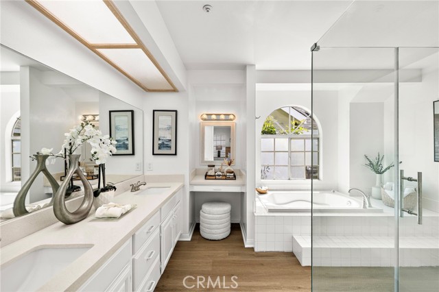 Detail Gallery Image 17 of 28 For 2563 Orange Ave #C,  Costa Mesa,  CA 92627 - 3 Beds | 2/1 Baths