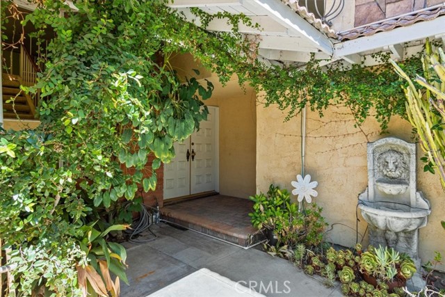 19259 Ludlow St., Porter Ranch CA: https://media.crmls.org/medias/1c365187-c901-4541-b2c0-3c45681cb45e.jpg
