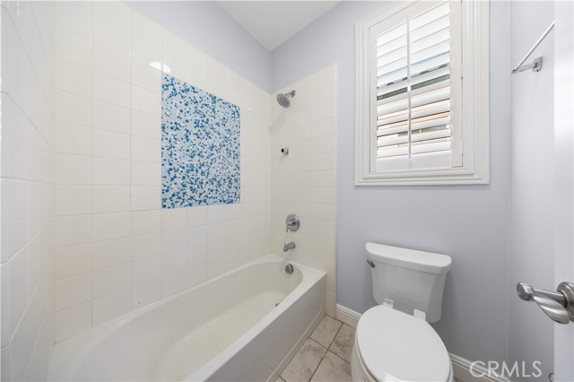 28 Caspian, Lake Forest CA: https://media.crmls.org/medias/1c36c7d8-806f-4695-9ce1-188913f51d0d.jpg