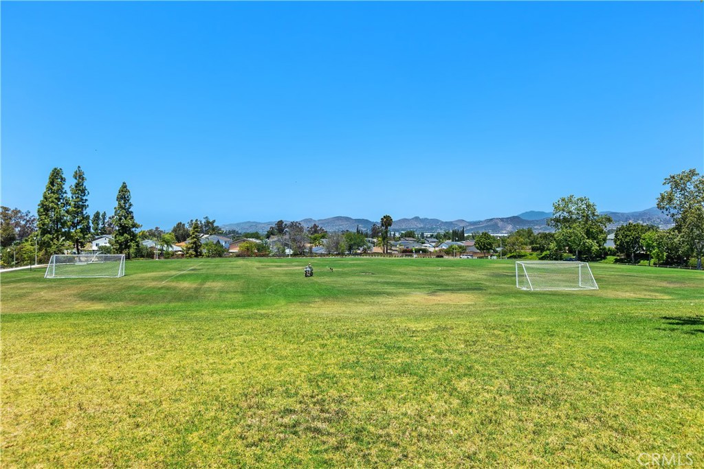 https://media.crmls.org/medias/1c36de58-2940-41d8-b4f5-cf0d3568571c.jpg?preset=X-Large