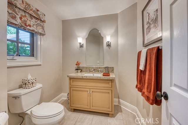 Detail Gallery Image 17 of 40 For 23271 via Dorado, Coto de Caza,  CA 92679 - 4 Beds | 3/1 Baths