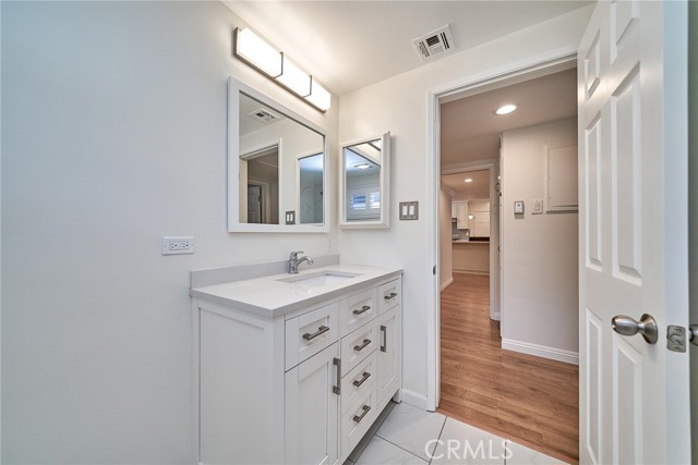 Detail Gallery Image 24 of 26 For 22514 Eriel Ave a,  Torrance,  CA 90505 - 3 Beds | 2 Baths