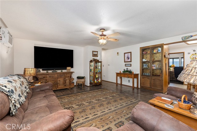Detail Gallery Image 9 of 28 For 329 Downey Dr, Big Bear City,  CA 92314 - 3 Beds | 1 Baths