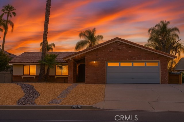 Detail Gallery Image 1 of 9 For 29320 Longhorn Dr, Canyon Lake,  CA 92587 - 3 Beds | 2 Baths