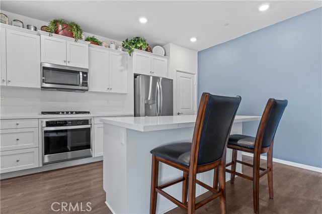 Detail Gallery Image 11 of 41 For 28425 Pinon Ct, Winchester,  CA 92596 - 4 Beds | 3 Baths