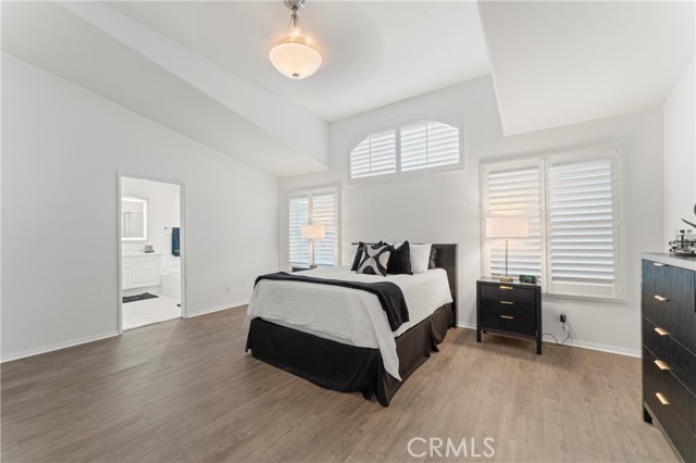 Detail Gallery Image 16 of 39 For 921 Camino Vera Cruz, Camarillo,  CA 93010 - 4 Beds | 3/1 Baths