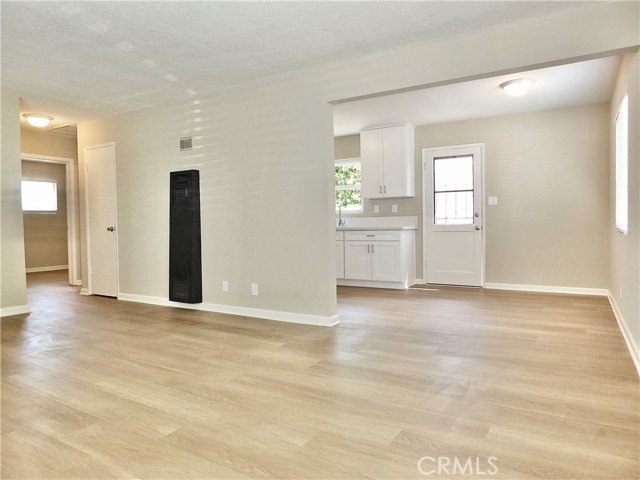 217 E 221st, Carson CA: https://media.crmls.org/medias/1c3a1f1e-e4e8-4120-b0ef-66c768cfbdae.jpg