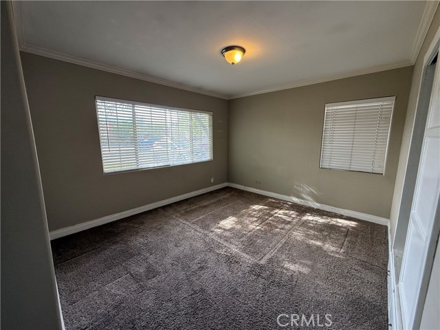 Detail Gallery Image 12 of 21 For 6900 Garden Grove, Reseda,  CA 91335 - 4 Beds | 2 Baths