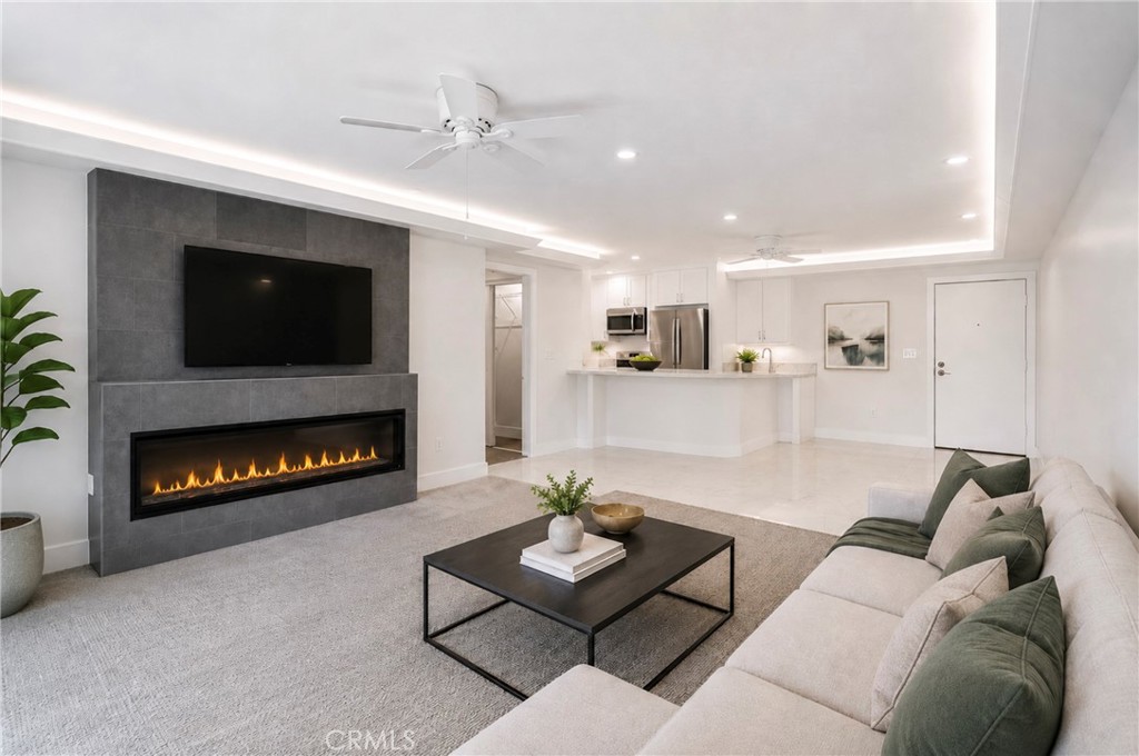 7777 W 91st