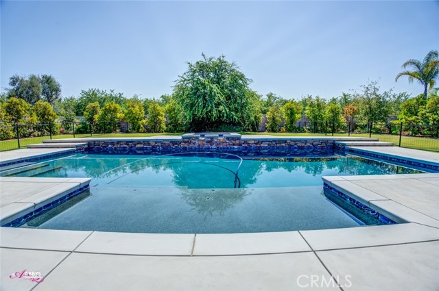 Image 37 of 47 For 4104 Woodcastle Way