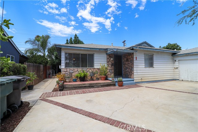 Detail Gallery Image 8 of 31 For 10645 Wolfe Ave, Riverside,  CA 92505 - 3 Beds | 1 Baths