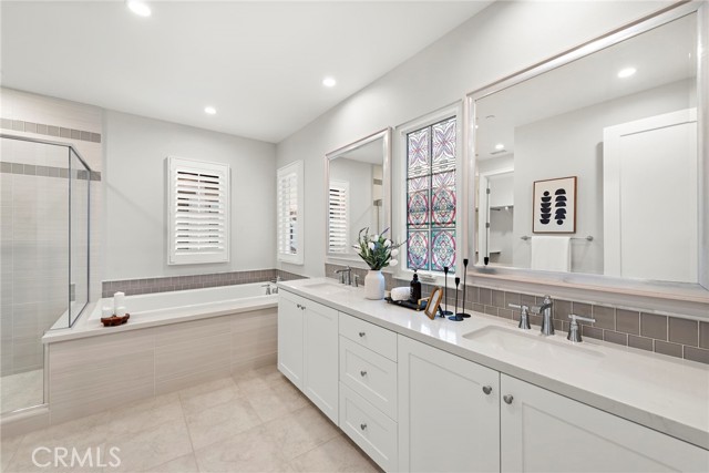 Detail Gallery Image 27 of 45 For 101 Artista, Irvine,  CA 92602 - 4 Beds | 4 Baths