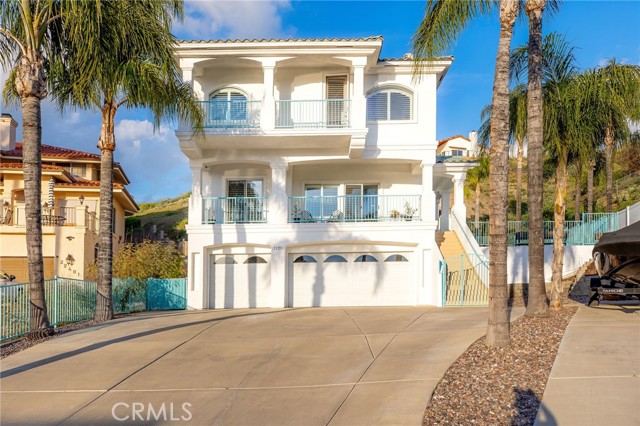 Detail Gallery Image 11 of 72 For 22391 San Joaquin, Canyon Lake,  CA 92587 - 4 Beds | 2/1 Baths