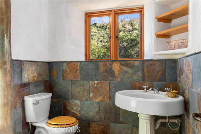 8993 Soda Bay Road, Kelseyville CA: https://media.crmls.org/medias/1c3b9995-7a3d-489d-abc4-1ca07121bb88.jpg