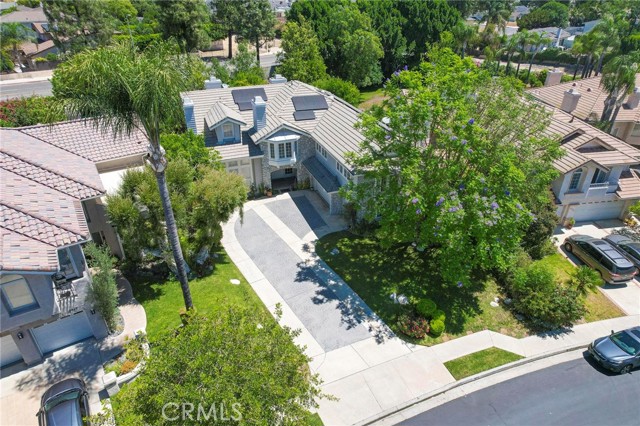 Detail Gallery Image 30 of 32 For 18741 Hillsboro Rd, Northridge,  CA 91326 - 5 Beds | 6/1 Baths