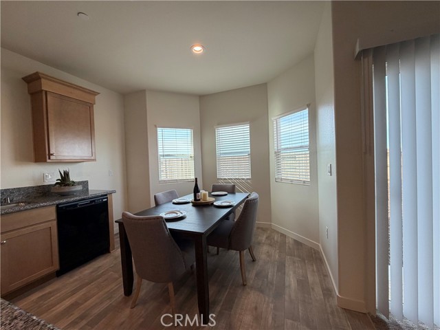 Detail Gallery Image 7 of 11 For 3151 Yuba River Dr., Merced,  CA 95341 - 4 Beds | 2 Baths