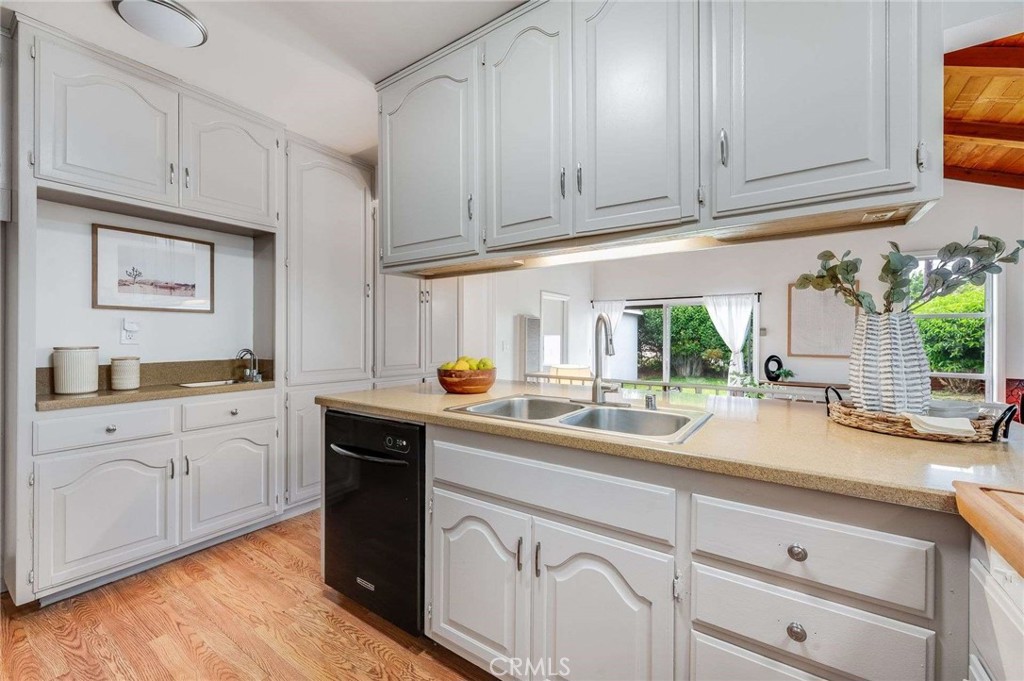 1c3c0213 B583 4331 A8d6 402c283d43b5