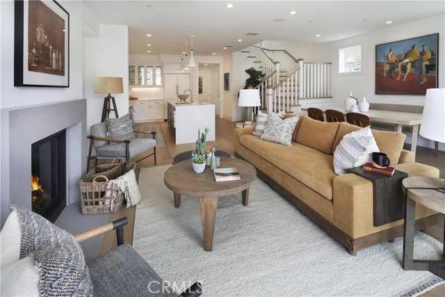 Detail Gallery Image 5 of 35 For 411 39th St, Newport Beach,  CA 92663 - 3 Beds | 3 Baths