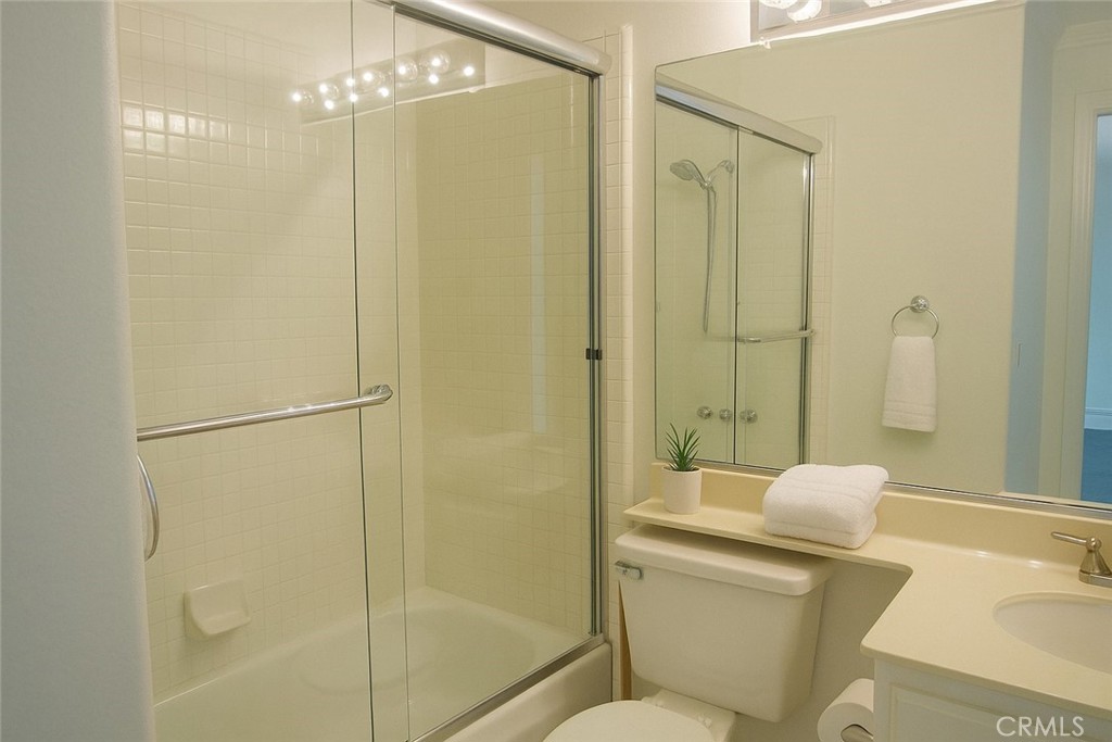 MLS #OC25255195 image #25