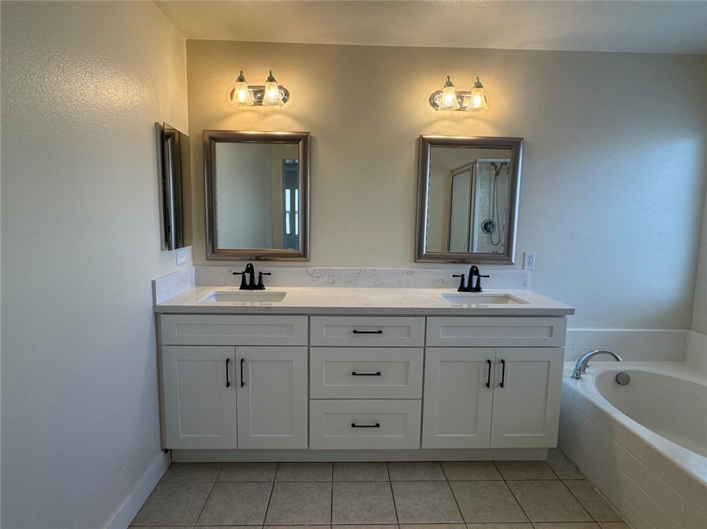 Detail Gallery Image 18 of 24 For 17670 Camino Sonrisa, Moreno Valley,  CA 92551 - 5 Beds | 2/1 Baths