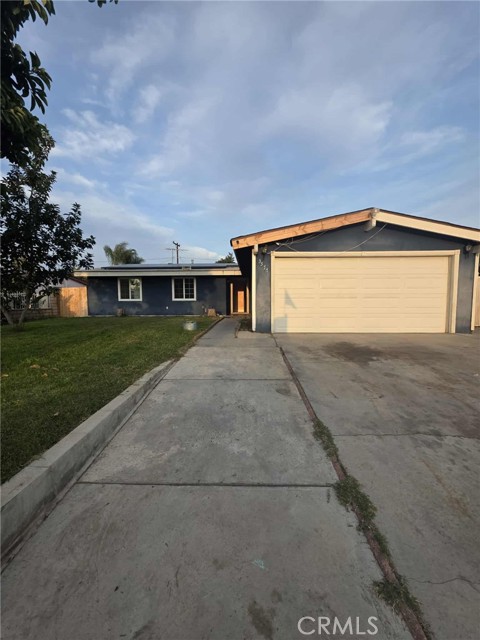 Detail Gallery Image 11 of 46 For 3577 Briarvale, Corona,  CA 92879 - 4 Beds | 2 Baths