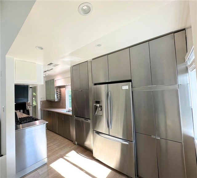 MLS #SR25243594 image #11