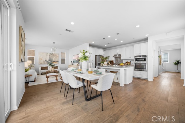 Detail Gallery Image 13 of 59 For 333 Calle Elegante, Lake Forest,  CA 92630 - 3 Beds | 2/1 Baths