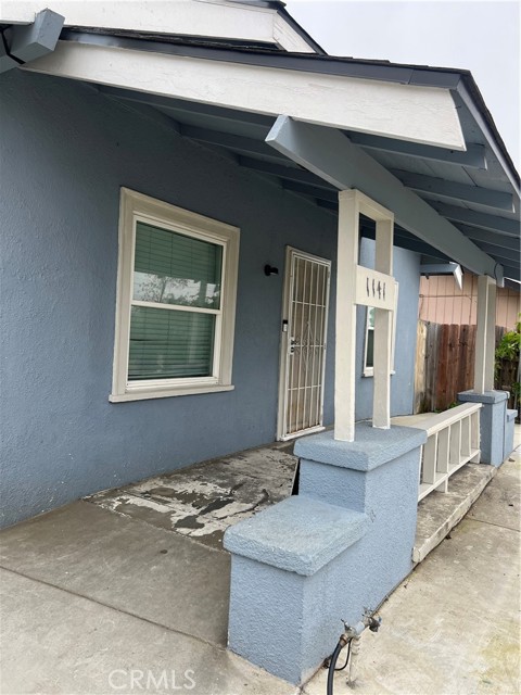 Detail Gallery Image 5 of 21 For 1141 W San Joaquin Ave, Tulare,  CA 93274 - 3 Beds | 1 Baths