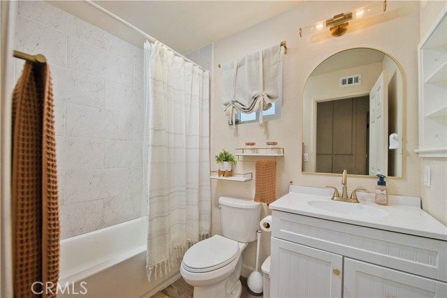 Detail Gallery Image 26 of 37 For 29130 Highplains Ct, Castaic,  CA 91384 - 4 Beds | 3 Baths