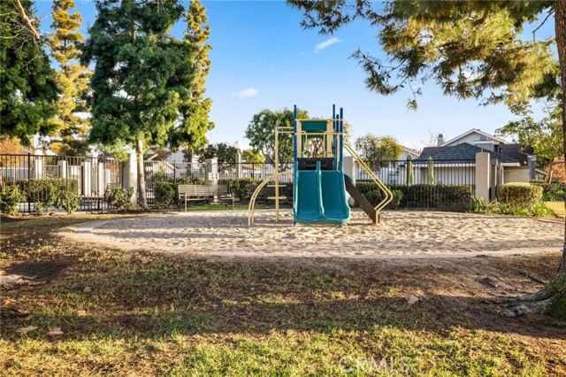 Detail Gallery Image 17 of 20 For 3 Mirror #40,  Irvine,  CA 92604 - 3 Beds | 2 Baths