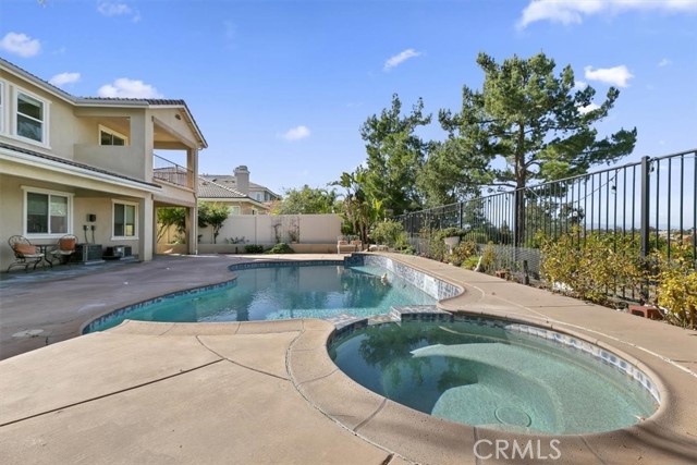 Detail Gallery Image 43 of 49 For 32856 Northshire Cir, Temecula,  CA 92592 - 4 Beds | 4 Baths