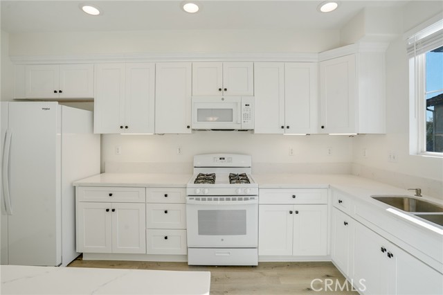 Detail Gallery Image 18 of 52 For 33580 Willow Haven #102,  Murrieta,  CA 92563 - 3 Beds | 2/1 Baths