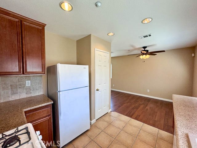 Detail Gallery Image 18 of 36 For 25826 Iris Ave a,  Moreno Valley,  CA 92551 - 2 Beds | 2 Baths