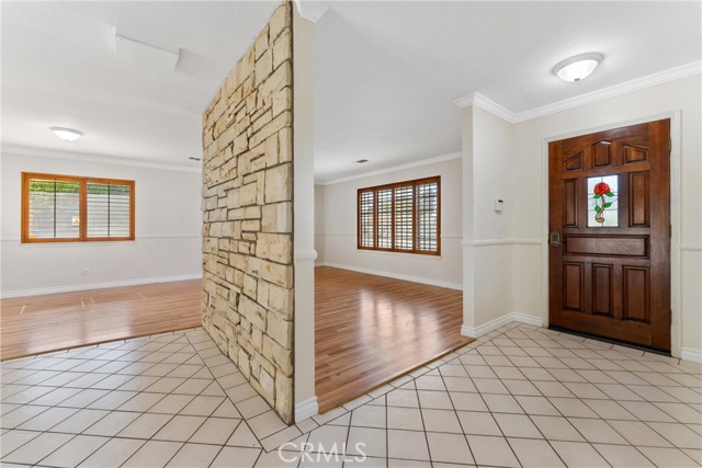 Detail Gallery Image 3 of 17 For 478 Fantasy St, Palmdale,  CA 93551 - 3 Beds | 2 Baths