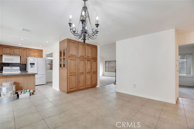 Detail Gallery Image 16 of 30 For 265 W Campus View Dr, Riverside,  CA 92507 - 4 Beds | 2 Baths