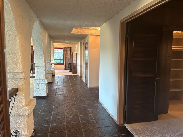 Detail Gallery Image 22 of 39 For 14676 Deervale Pl, Sherman Oaks,  CA 91403 - 4 Beds | 3 Baths