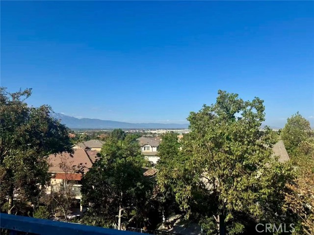 16631 Sagebrush Street, Chino Hills CA: https://media.crmls.org/medias/1c45d267-c2d2-47da-a71d-d204ab229d54.jpg