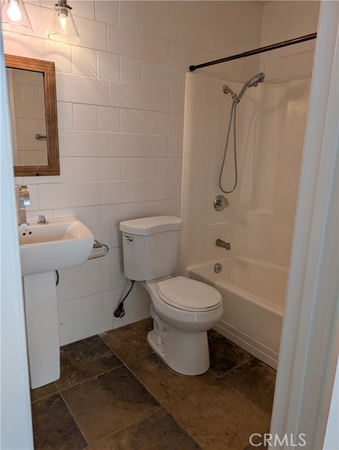 Detail Gallery Image 6 of 12 For 13271 Norton Ave a,  Chino,  CA 91710 - 3 Beds | 2 Baths