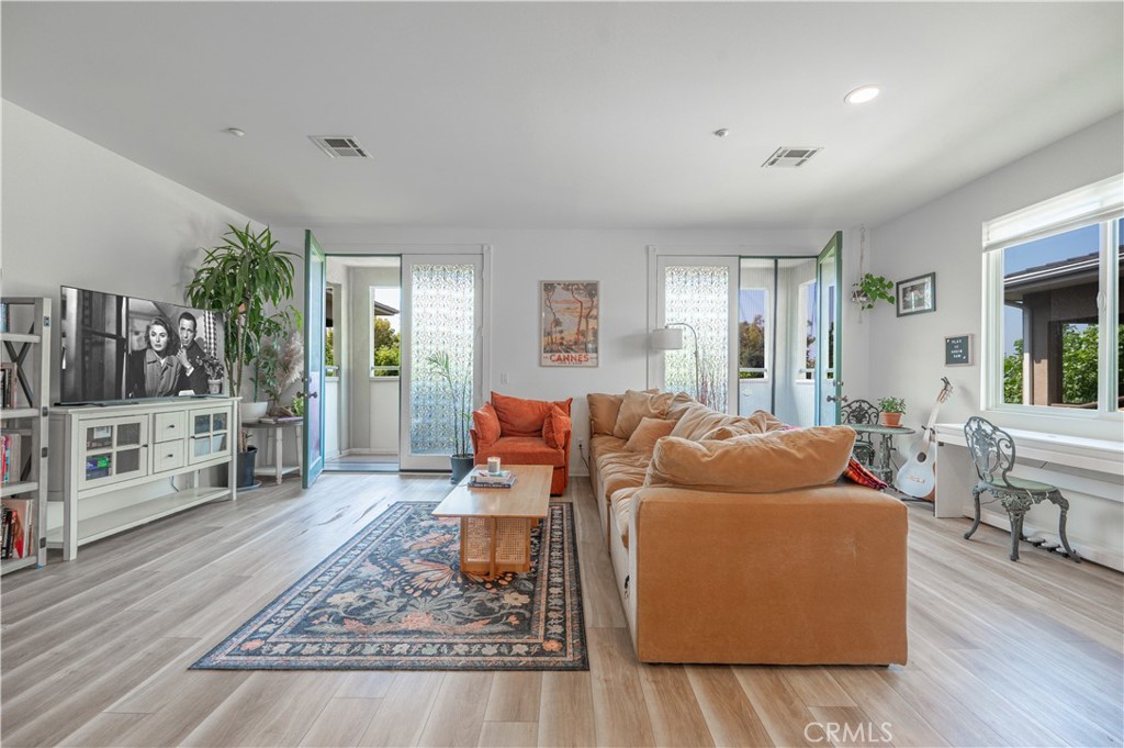 1448 N Fair Oaks Avenue #207