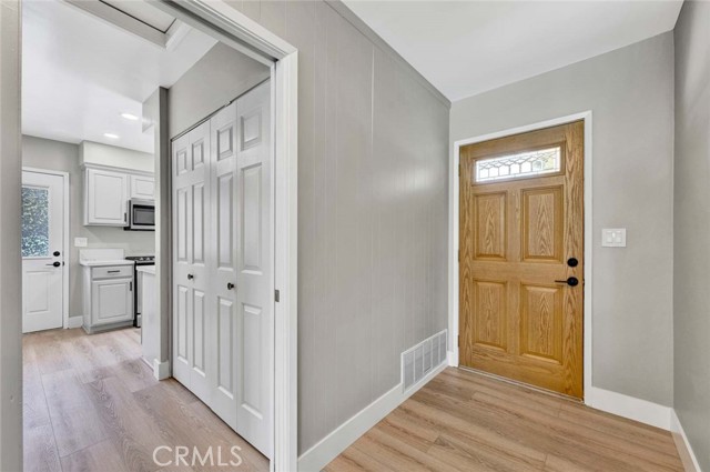 1119 N Lincoln Avenue, Fullerton CA: https://media.crmls.org/medias/1c467e17-ffbf-4aa5-975d-fa76670d2538.jpg