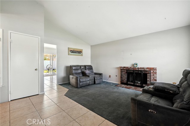 Detail Gallery Image 7 of 22 For 3192 Wishing Well Ct, Jurupa Valley,  CA 91752 - 3 Beds | 2 Baths