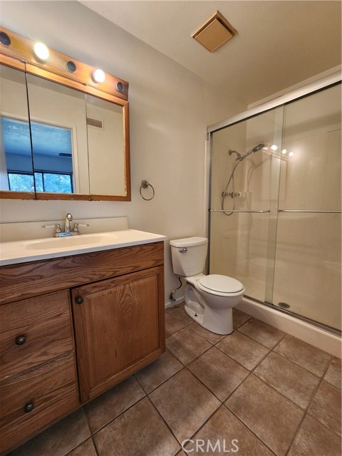 717 Knollwood Lane, San Dimas CA: https://media.crmls.org/medias/1c46bebf-31c1-4a96-a5bd-a24d44471a5c.jpg