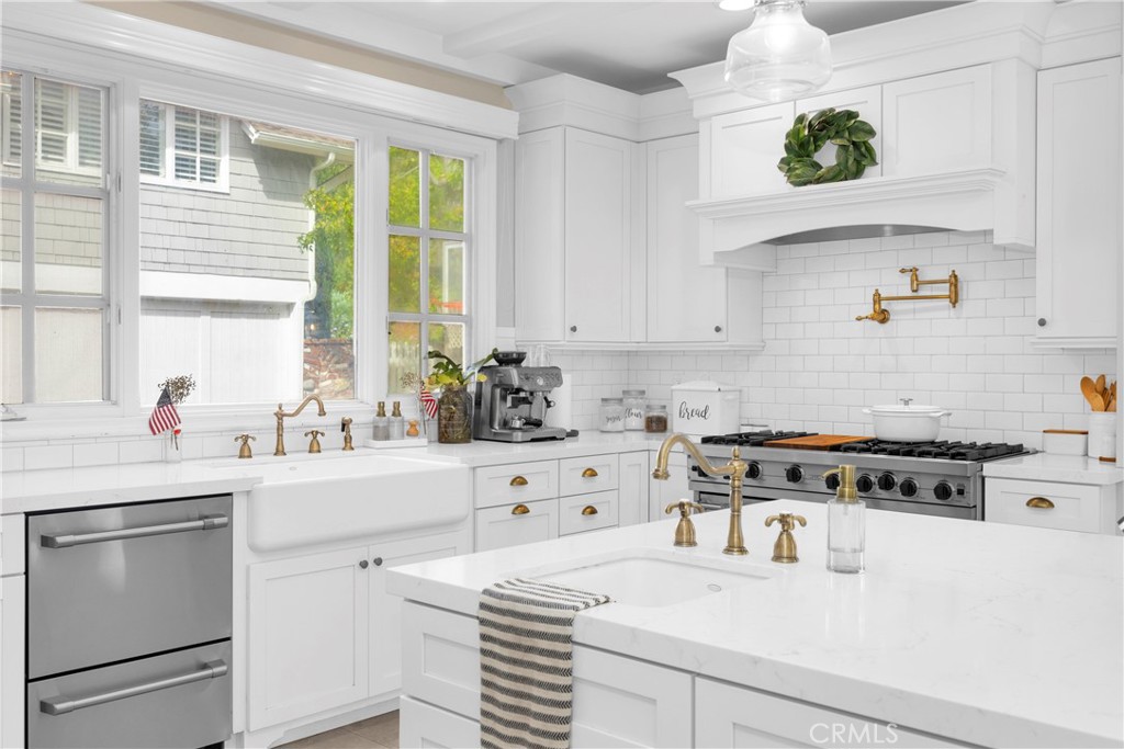 1c4887a3 64ac 4962 B1aa 09c0a624ff05