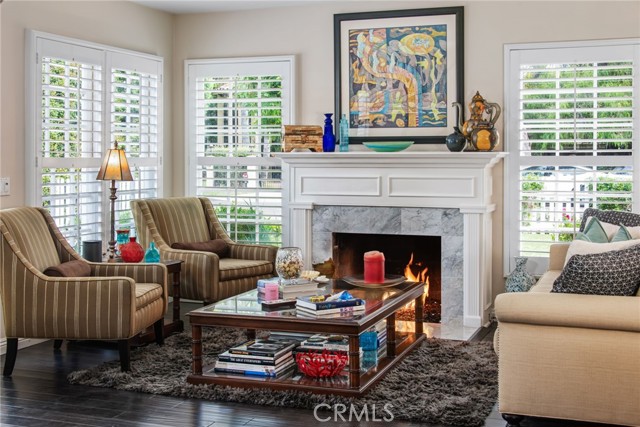 4323 Laurelgrove Avenue, Studio City CA: https://media.crmls.org/medias/1c48d02d-0214-4bda-8c4f-69dc1859c1a3.jpg