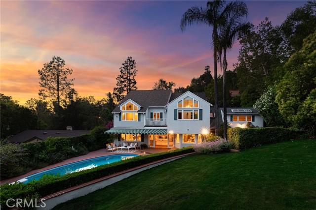 11818 Laurel Hills Road, Studio City CA: https://media.crmls.org/medias/1c490df4-936b-45b1-b774-45a0f01b1616.jpg