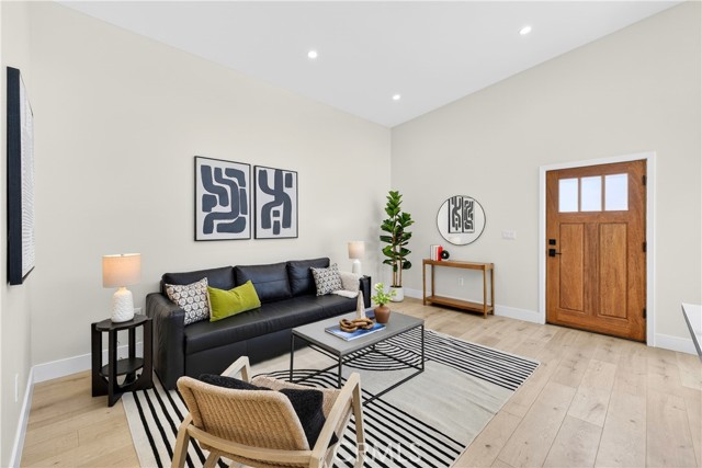 Detail Gallery Image 48 of 60 For 650 Marylind, Claremont,  CA 91711 - 6 Beds | 2/1 Baths