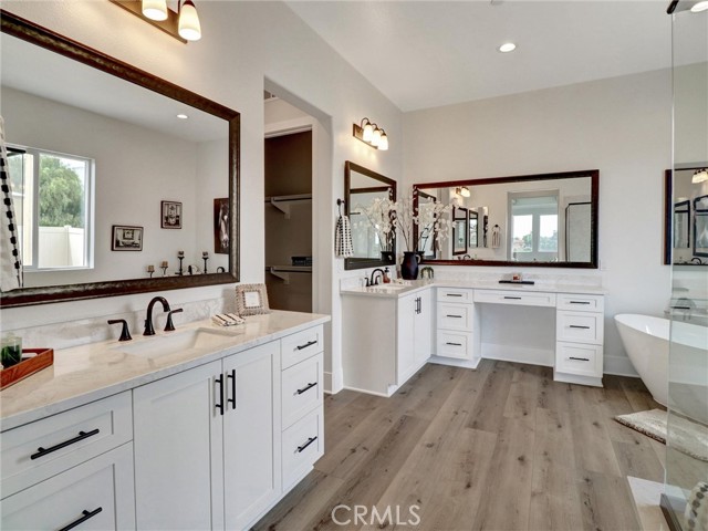 35886 Wildwood Crest Drive, Yucaipa CA: https://media.crmls.org/medias/1c4a5e8e-ce24-48a7-b81f-2c5d220224db.jpg