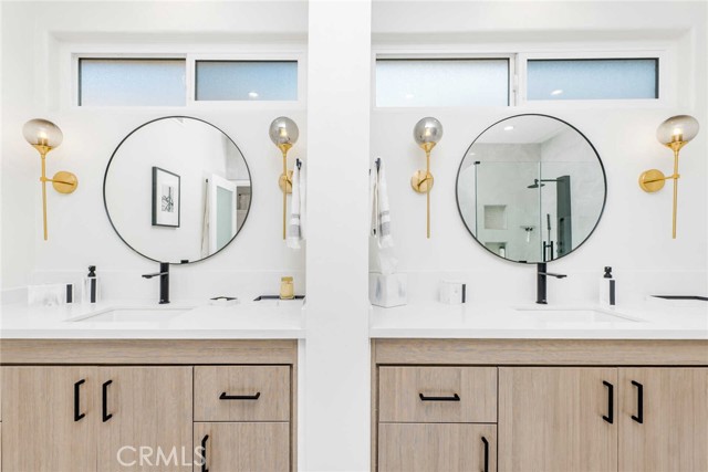 5923 Etiwanda Avenue, Tarzana CA: https://media.crmls.org/medias/1c4a8f8b-541e-427c-800c-af3e5271e021.jpg