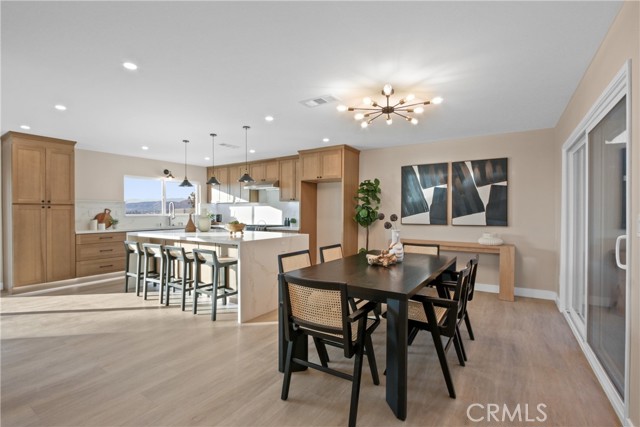 Detail Gallery Image 6 of 27 For 520 Golden Sky Ln, Anaheim,  CA 92807 - 3 Beds | 2 Baths